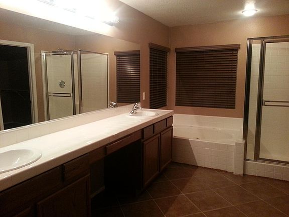 MASTER BEDROOM VANITY AREA