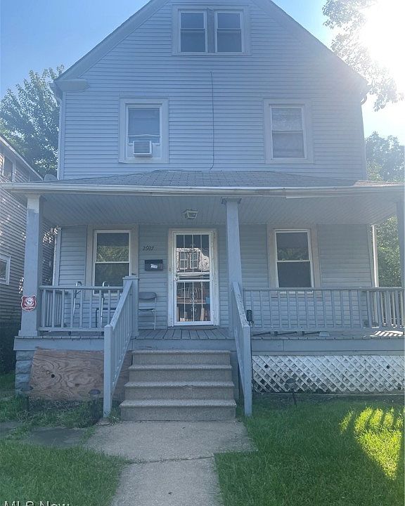 1st image of 2927 E 115th St