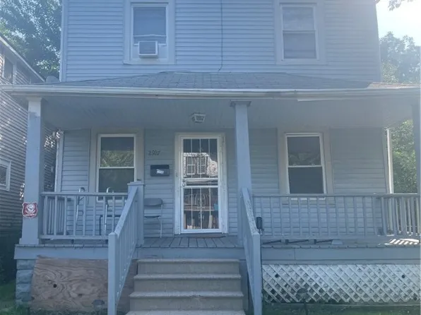 2927 E 115th St, Cleveland, OH 44104