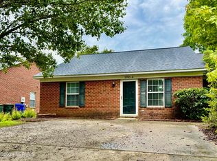 2705 Bluff View Dr #A, Greenville, NC 27834