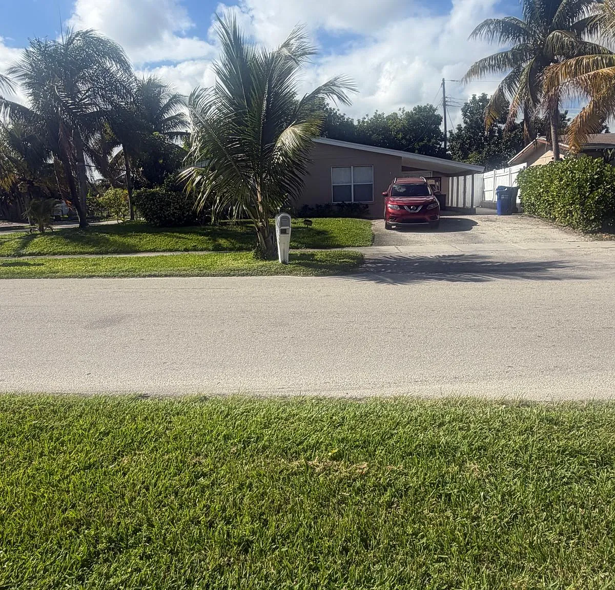 3 bed, 2.0 bath, 999 sqft, $3,000 — Photo 2