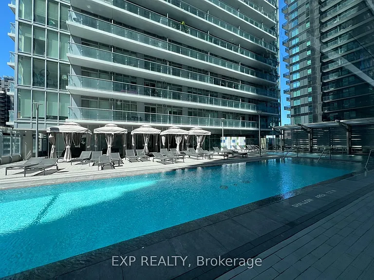 195 Redpath Ave #2713 — Photo 14