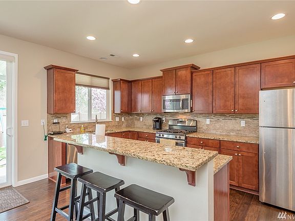 2nd image of 11517 128th Street Ct E