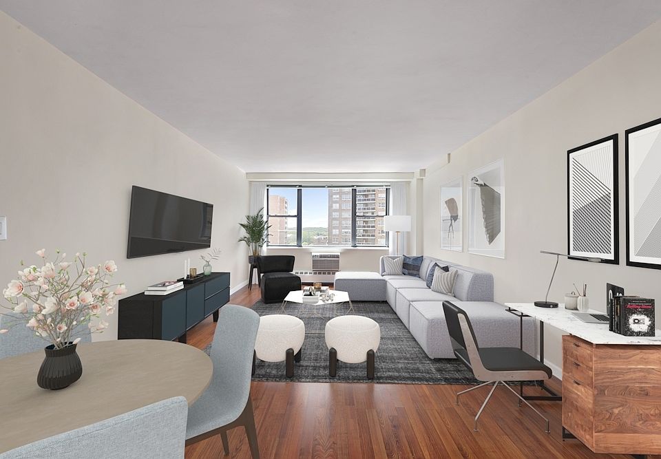 1st image of 10420 Queens Blvd APT 22F