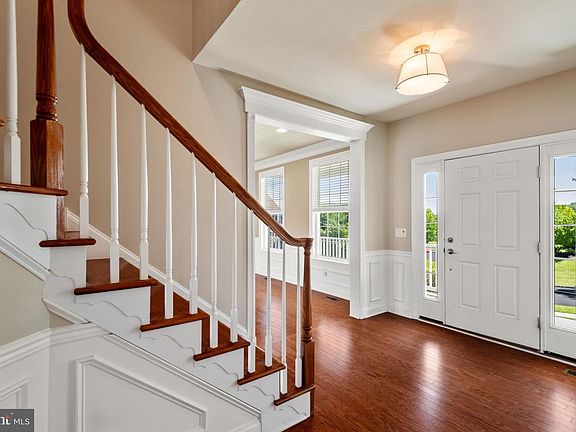 3rd image of 4200 Thornhill Rd