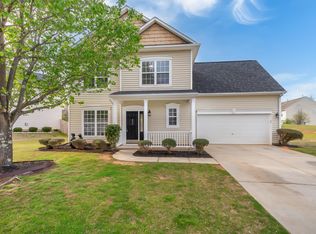 637 Timber Walk Dr, Simpsonville, SC 29681