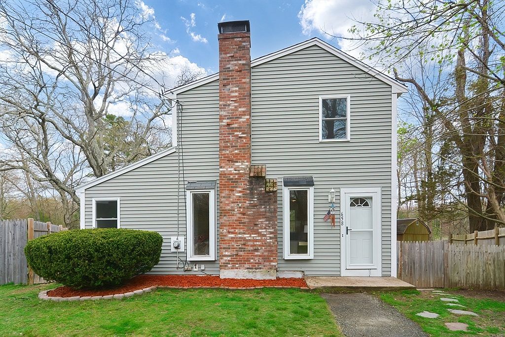 658 Franklin St, Wrentham, MA 02093 Zillow