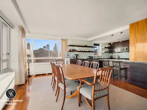 190 East 72nd Street image 3 of 18