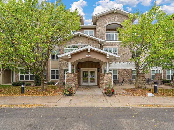 601 Levander Way APT 101, South Saint Paul, MN 55075