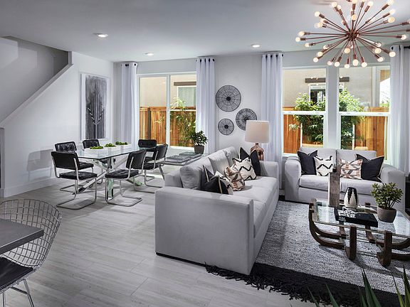 Fifth Avenue Gathering Room Cafe