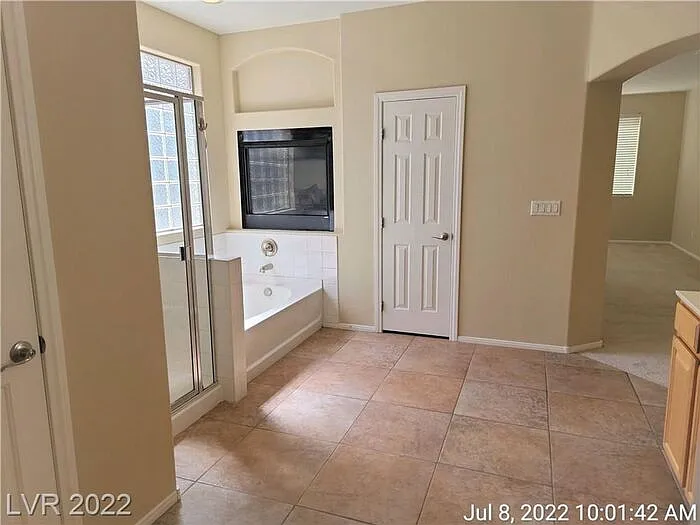 2768 Craigmillar St — Photo 26