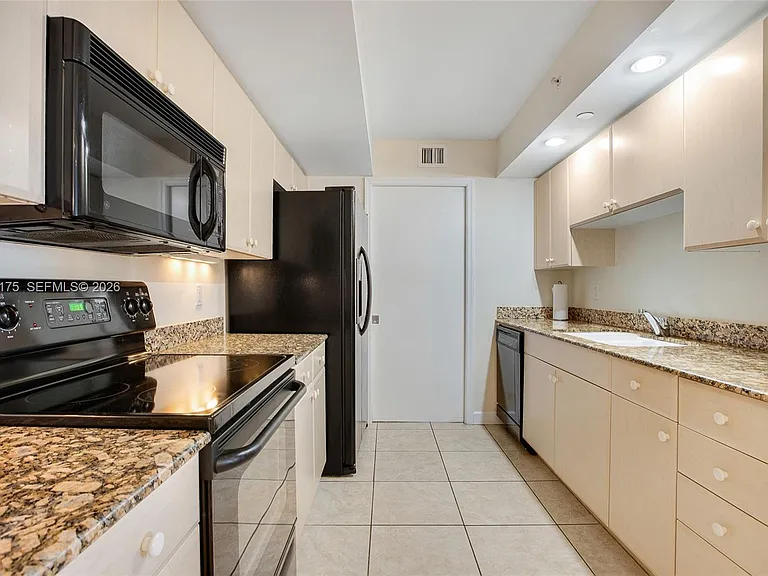 6917 Collins Ave #1608 — Photo 10