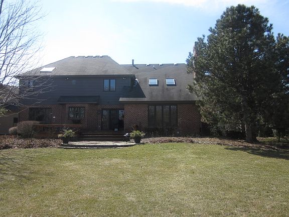 2nd image of 8801 Gleneagles Ln