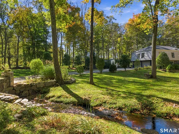 21 Fullmar Lane, Norwalk, CT 06850