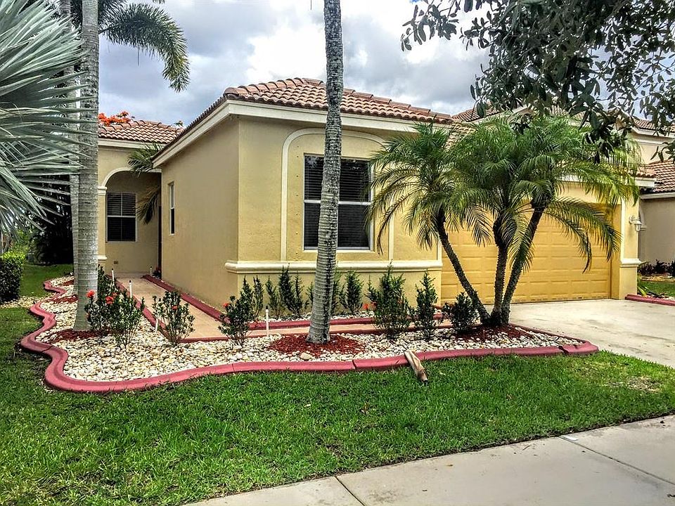 1st image of 1635 Winterberry Ln