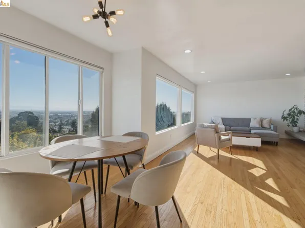 8011 Sunkist Dr, Oakland, CA 94605