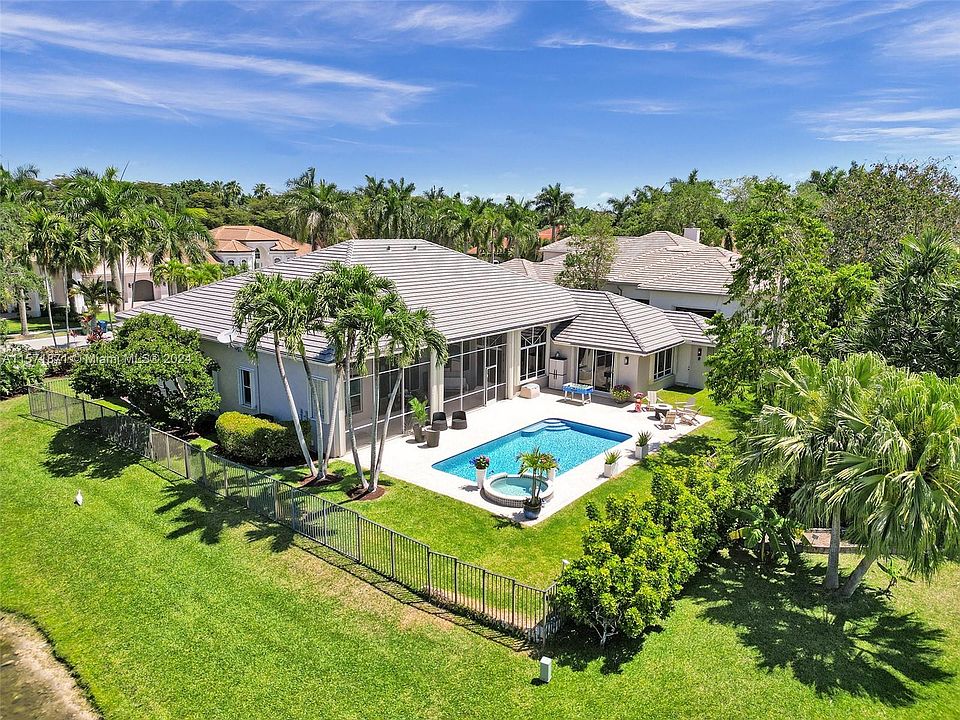 1st image of 2440 Provence Cir