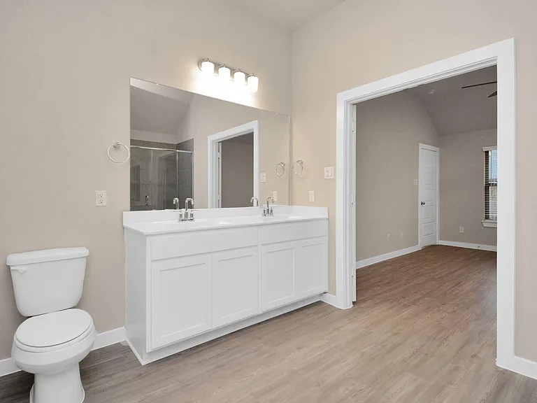 2734 San Bernard Dr — Photo 24