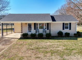 405 S Cedar St, Gleason, TN 38229