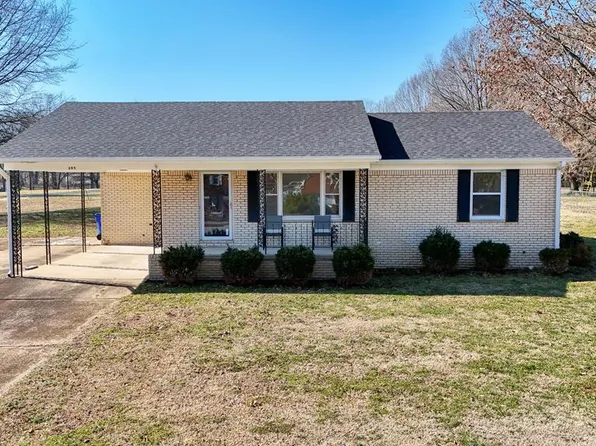 405 S Cedar St, Gleason, TN 38229