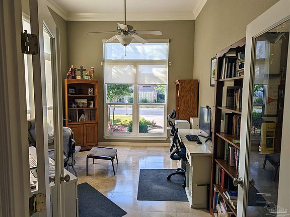 4th image of 1221 Autumn Breeze Cir