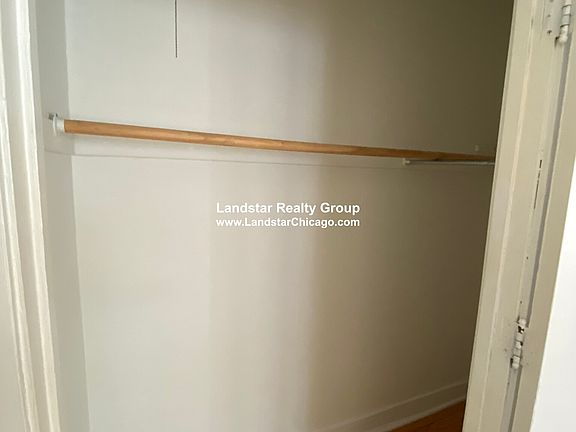 3rd image of 1420 W Hutchinson St APT 3S