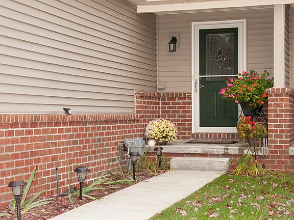 4th image of 68 Millstone Dr