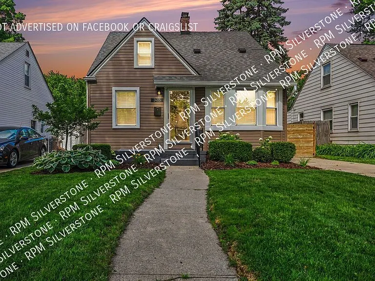 1403 N Altadena Ave — Photo 1