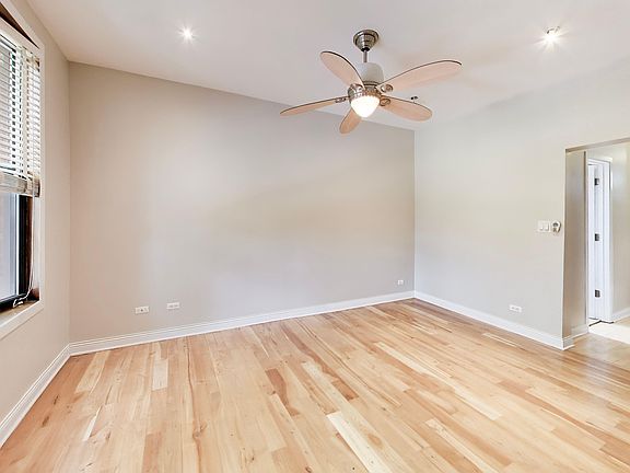 2nd image of 1532 N Greenview Ave #2F