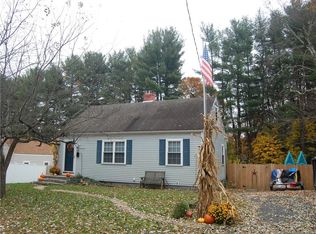 61 Gildersleeve Ave, Collinsville, CT 06019