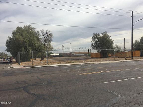 2nd image of 915 S 19th Ave Lot 1