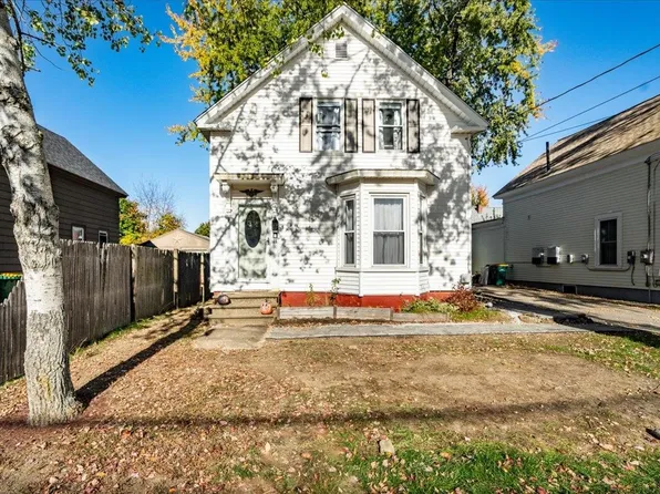 15 Allen Street, Rochester, NH 03867