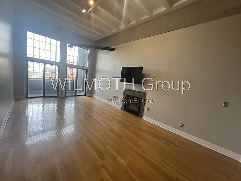 611 N Park Ave #302 — Photo 5