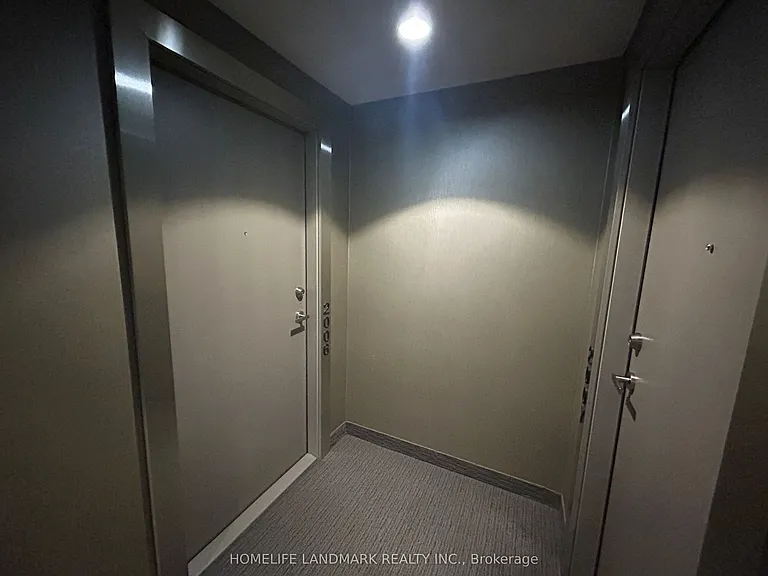 100 Harbour St #2006 — Photo 17