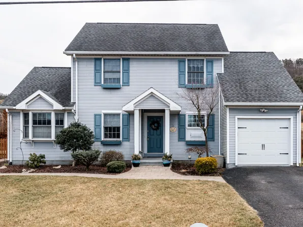 127 Hillside Ave, Elysburg, PA 17824