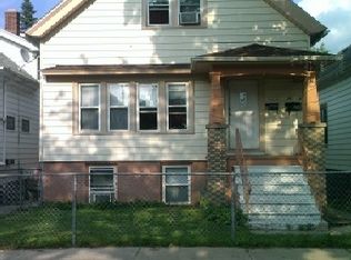 2418 S 7th St, Milwaukee, WI 53215