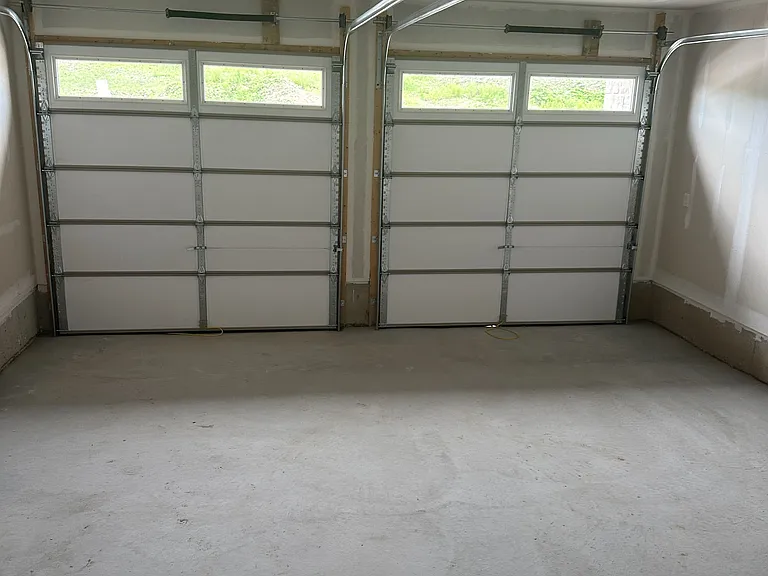 136 Thicketwood Ave — Photo 12
