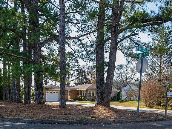 3rd image of 1101 Hiwassee Dr