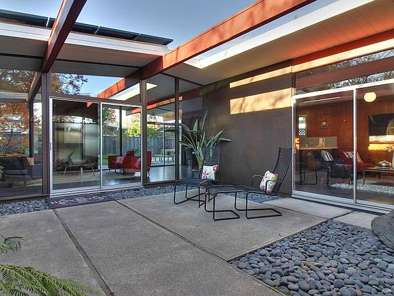 5th image of 1633 Fairorchard Ave