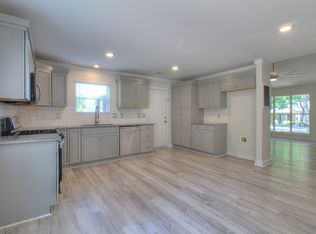 216 Stratford Dr, Indian Trail, NC 28079