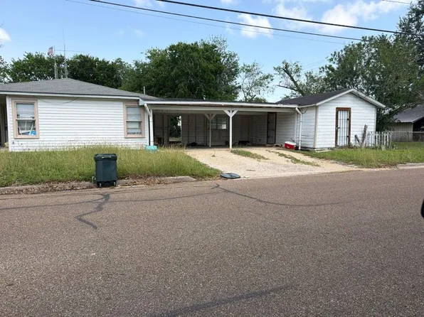 1801 E Polk Ave, Victoria, TX 77901