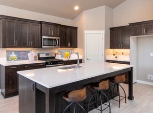 3715 SW Badger Ct, Redmond, OR 97756