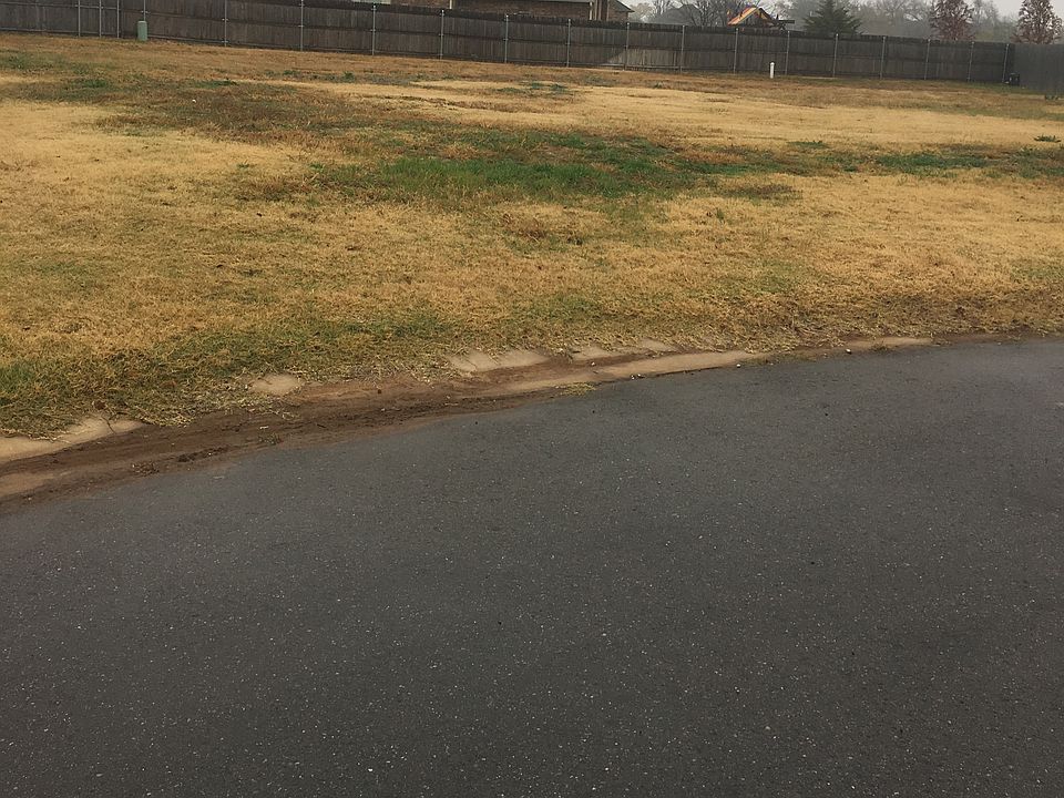 2nd image of 4705 SW 129th St