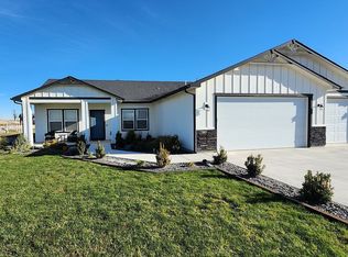 25813 Lon Davis Rd, Parma, ID 83660