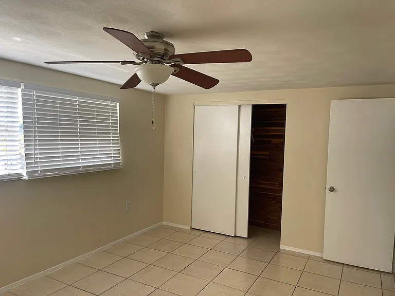 5701 Moog Rd — Photo 18