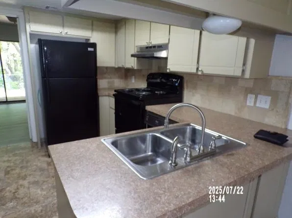 2905 NE Tortoise Dr Unit 14C, Lawton, OK 73507