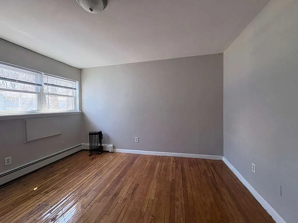 2 bed, $1,700 — Photo 3