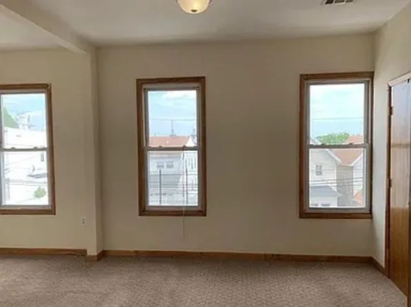 41 Delaware St #C, Elizabethport, NJ 07206