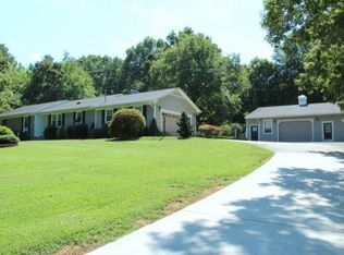 1030 Scenic Dr, Graham, NC 27253