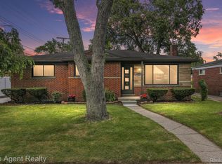23640 Church St, Oak Park, MI 48237